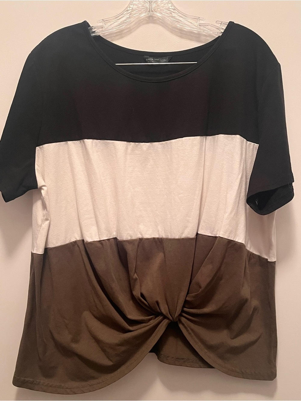 SHEIN Black White Brown Twist-Front Colorblock Tee